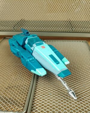 2016 BLURR AND HYPERFIRE TRANSFORMERS TITANS RETURN DELUXE CLASS