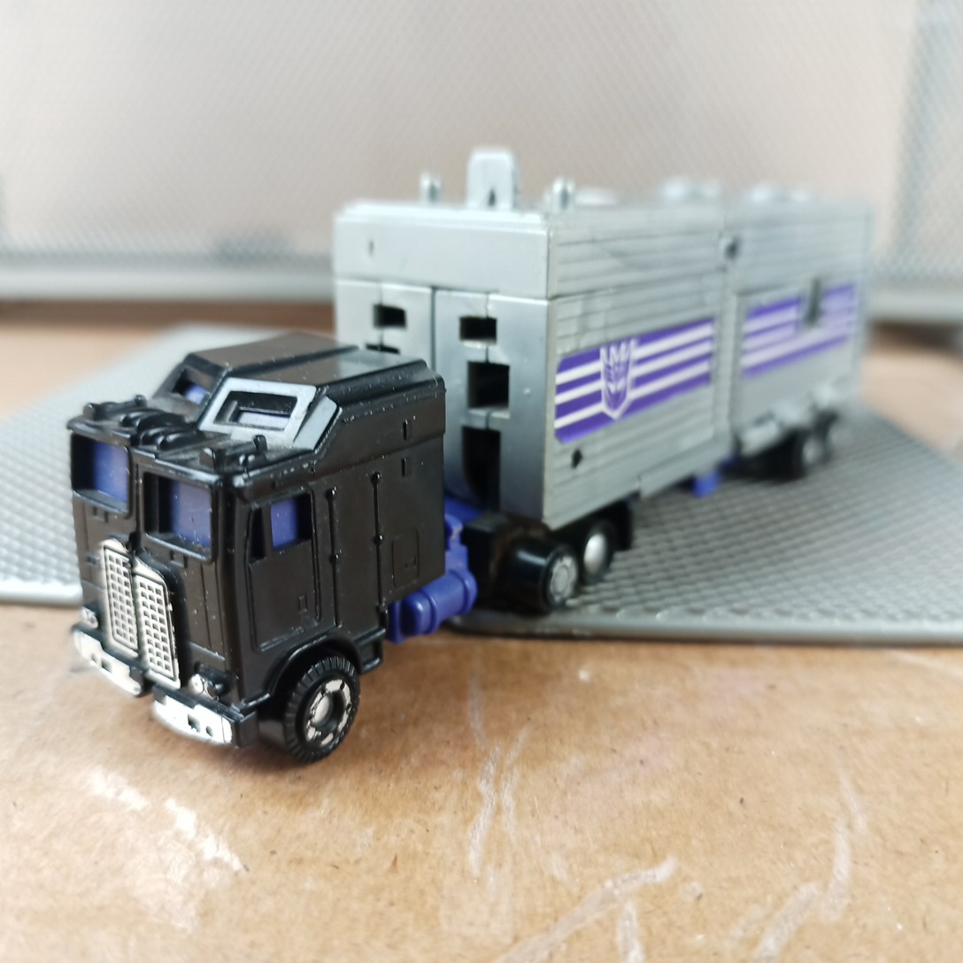 1985 MOTORMASTER TRANSFORMER DECEPTICON ACTION FIGURE FOR SALE 1