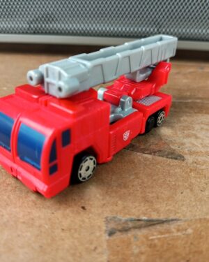 2001 Optimus Prime Firetruck Transformers  Robots in Disguise Action Figure