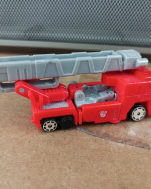 2001 Optimus Prime Firetruck Transformers  Robots in Disguise Action Figure