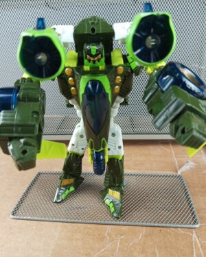 2005 Crumplezone Transformers Cybertron Voyager Class Action Figure