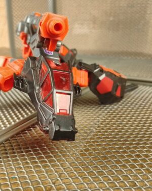 2005 Scrapmetal Scout Class No Key Orange Red Transformers Cybertron Hasbro