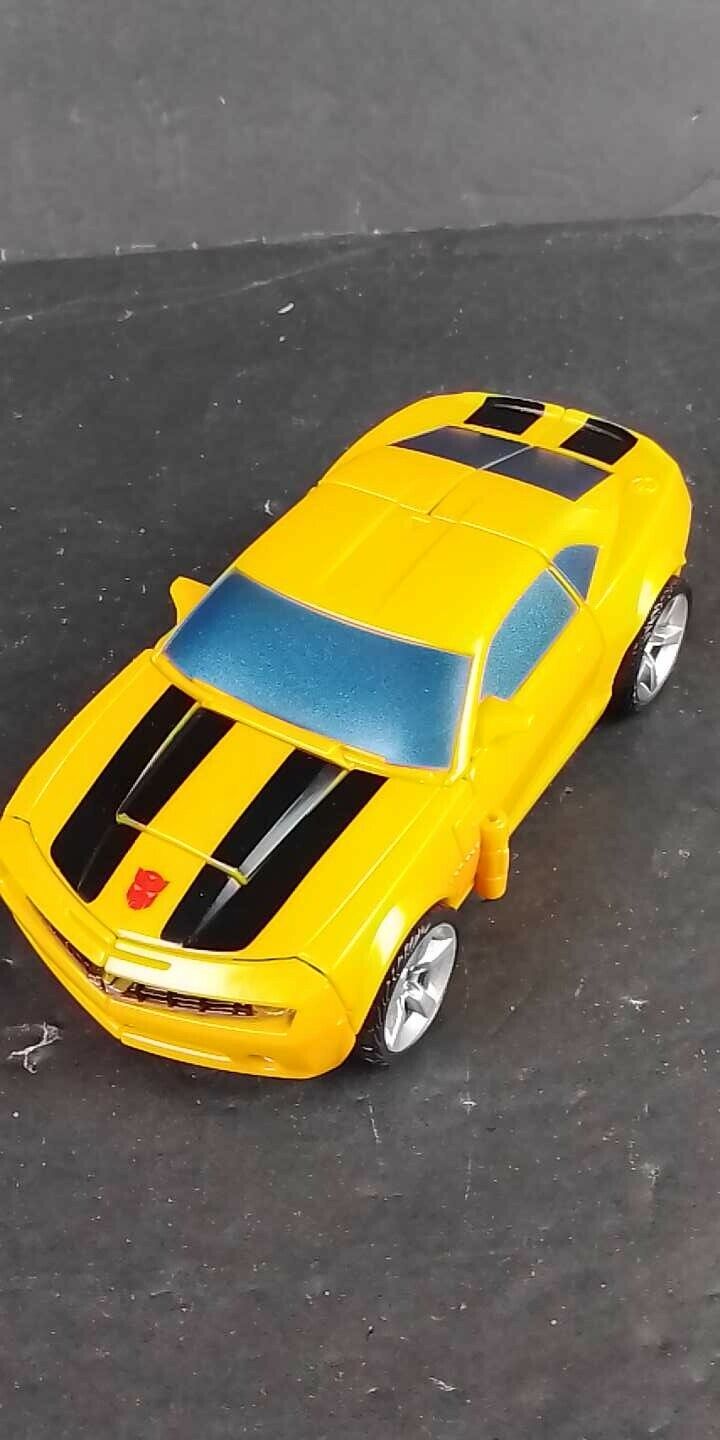 2007 BUMBLEBEE CAMARO MOVIE DELUXE 6 HASBRO TRANSFORMERS 6